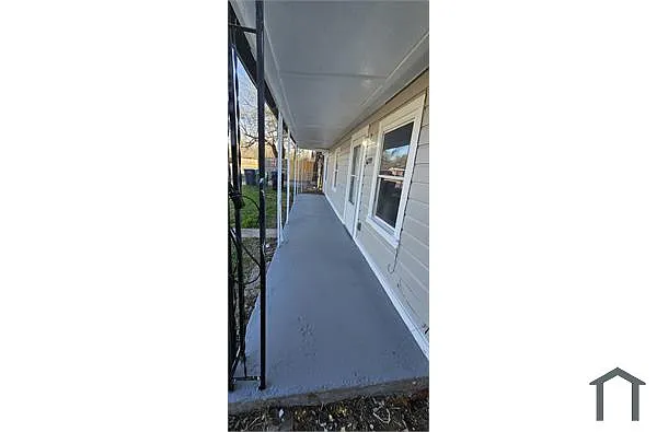 Building Photo - 6209 S Land Ave