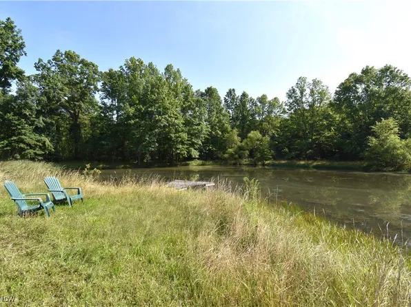 0 Warren Sharon, Brookfield, OH 44403