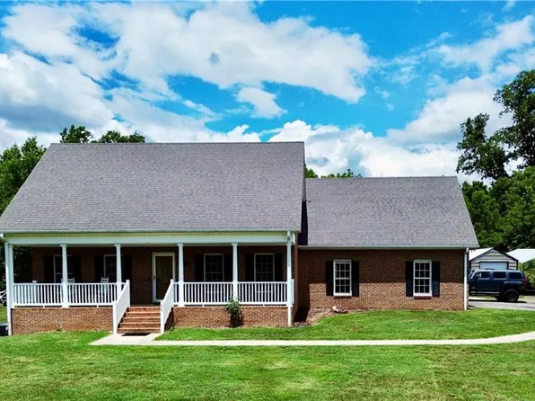 198 Captain Day Rd, Ronda, NC 28670