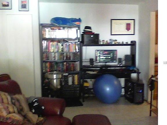 4th image of 1084 82nd Ter N APT D