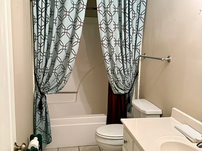 364 Springhill Dr — Photo 14