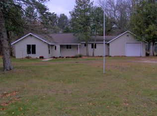 9155 Cook St, Montague, MI 49437