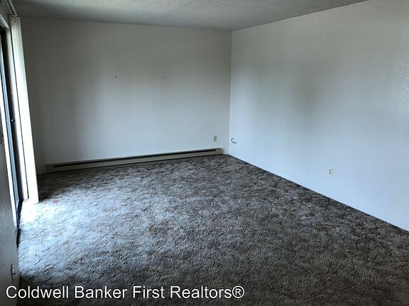 2nd image of 330 NE C St APT C