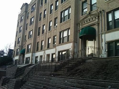 1st image of 114 Glenwood Ave APT 105