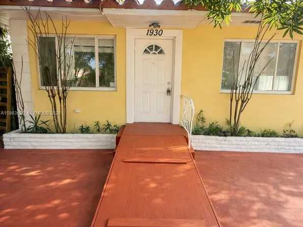 1930 Pierce St, Hollywood, FL 33020