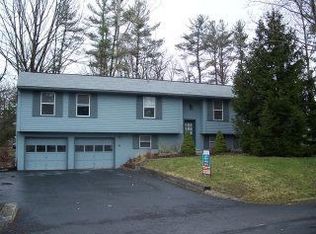 118 Birchwood Dr, Ithaca, NY 14850