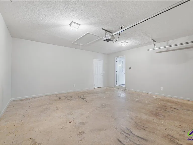 305 Links View Dr — Photo 20