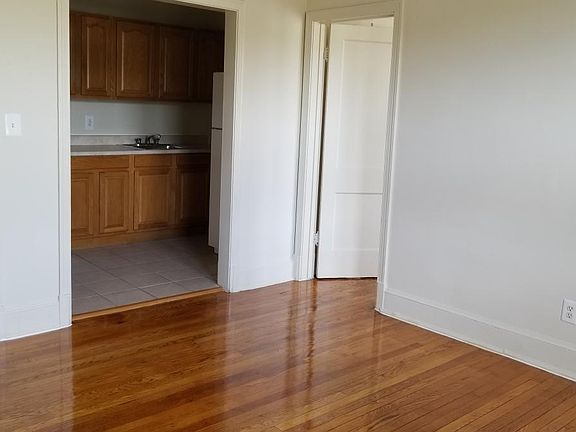 Kitchen and Bedroom Entrance