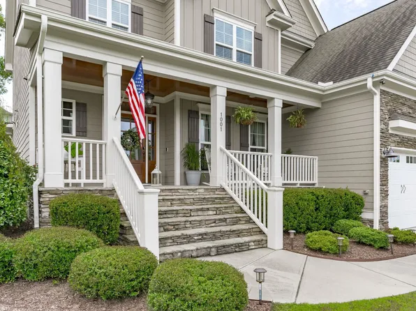 1001 Hollymont Dr, Holly Springs, NC 27540