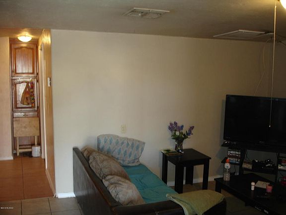 2nd image of 3819 S Lundy Ave