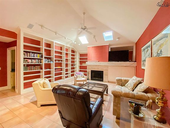 5th image of 4517 Tamarron Dr