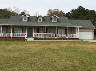 23 Satilla Cove Rd, Hazlehurst, GA 31539