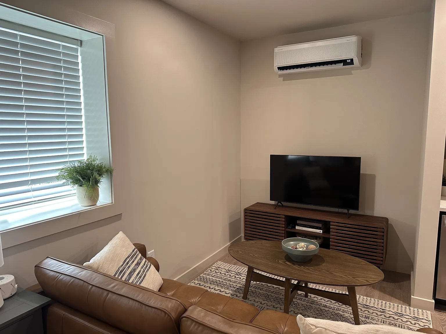 4 Laurel Hill Drive - 4 — Photo 4