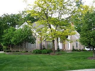 3rd image of 8702 Scenicview Dr