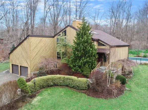 51 Pheasant Ridge Road, Redding, CT 06896