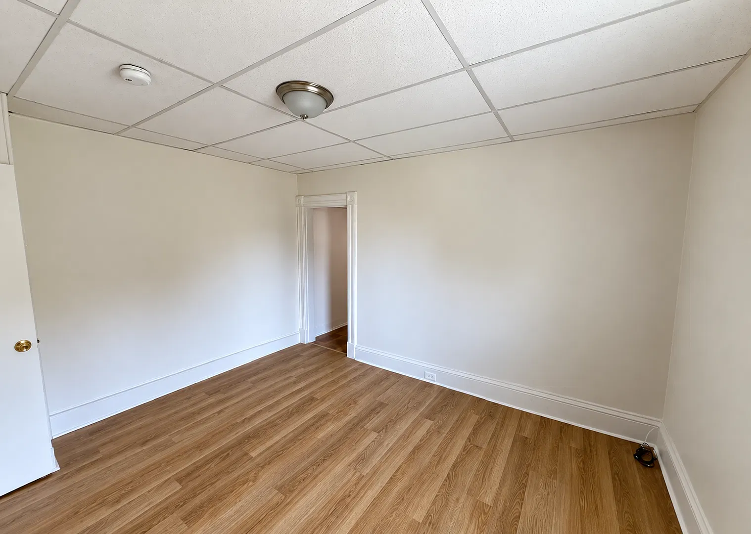 17-19 Olive Ave — Photo 3