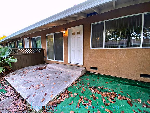 2nd image of 5010 Bremner Way Unit 1