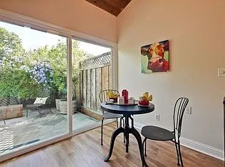4271 Ponce Dr — Photo 6