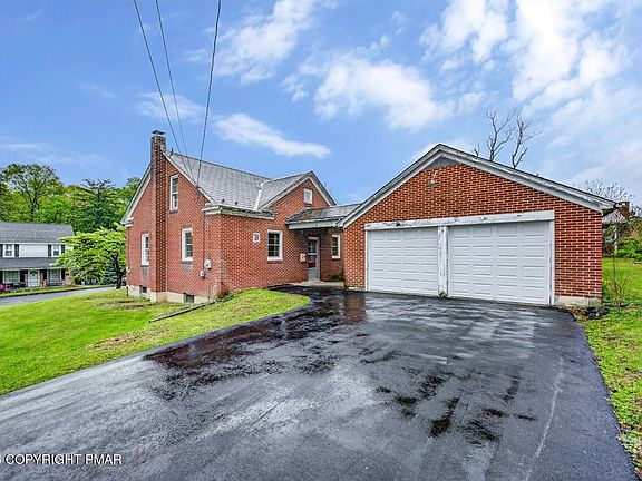 2nd image of 51 Hazen Ave