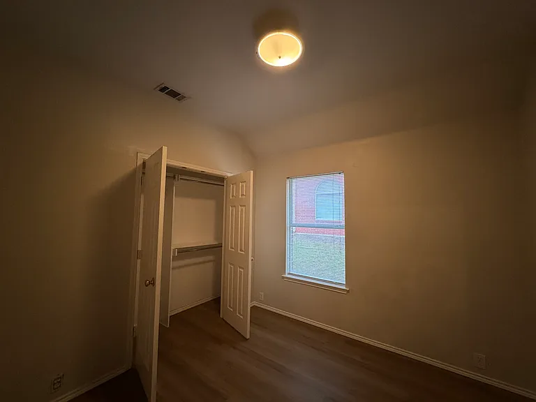 2801 Tallahassee Ct #SINGLE FLOOR — Photo 13