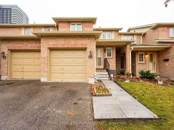35 Ceremonial Dr #36, Mississauga, ON L5R 3G6