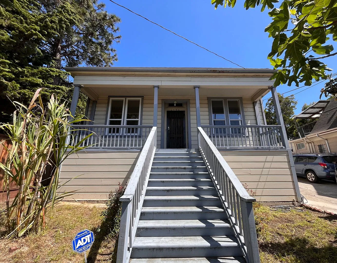Fully Renovated 3BR+Bonus Room/2BA Single Family Home for Rent in Ivy Hills — Photo 2