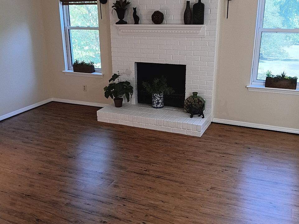 1st image of 721 Stadium Dr #721