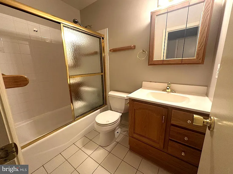 11928 Sentinel Point Ct — Photo 21