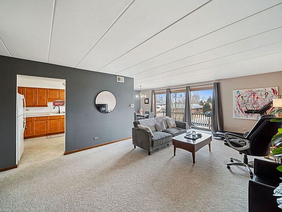 2nd image of 15261 Catalina Dr Unit 2