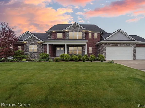 6268 Victoria Ln, Swartz Creek, MI 48473