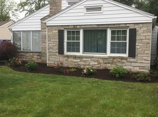 40 Stiles Ave, Morris Plains, NJ 07950