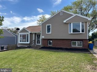 117 Sunlight Cir, Glen Burnie, MD 21061