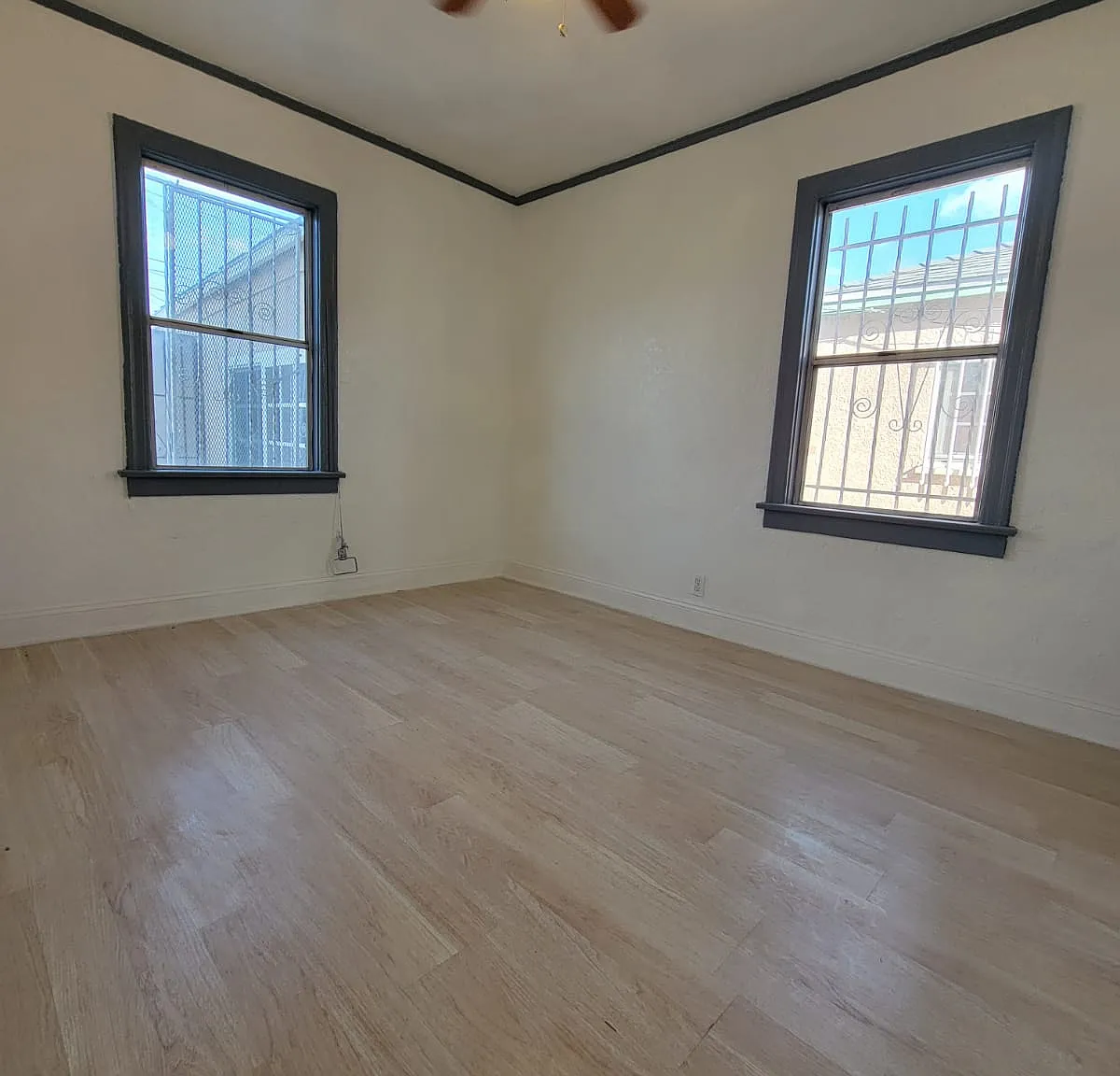 2 bed, 1100 sqft, $2,395 — Photo 4