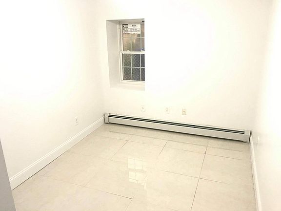 4th image of 416 Bedford Ave Floor 2