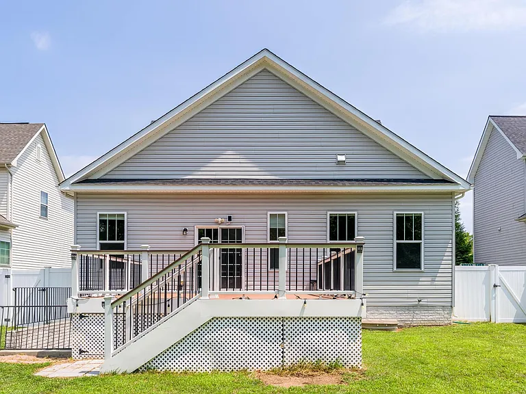 12199 Aster Rd — Photo 59