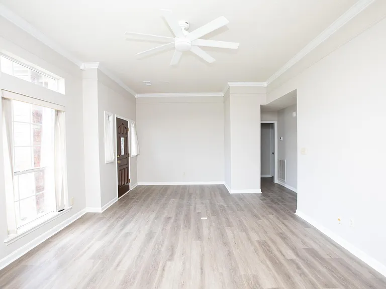 123 Braxton Way — Photo 10