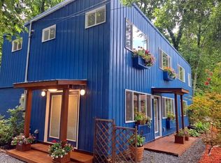 3 Overlook Ct, Johnson City, TN 37604
