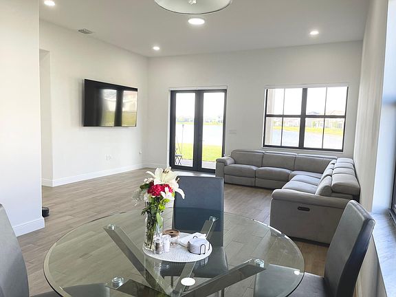 Family Room / Nook