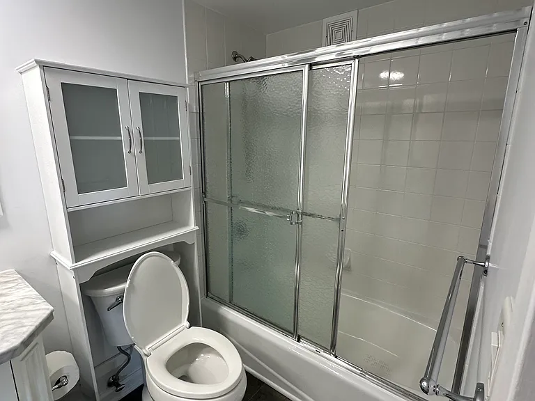 300 Main St #215 — Photo 17