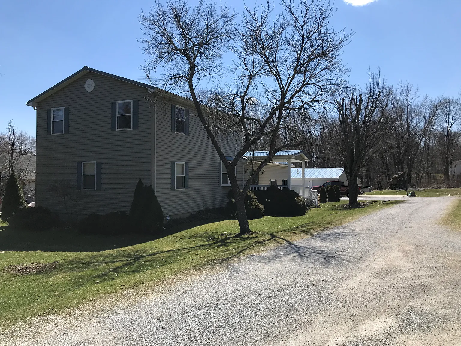 1130 Kingston Rd photo 1