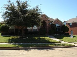 1902 Highlander Dr, Rowlett, TX 75088