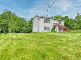 34 Old Sackett Rd, Rock Hill, NY 12775