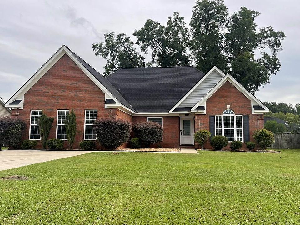 1st image of 145 Summerfield Dr