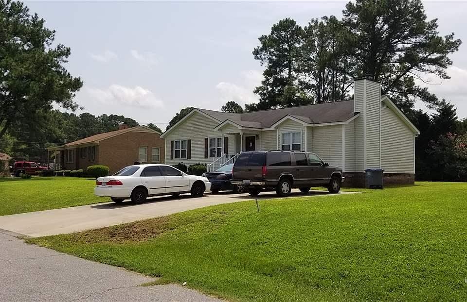 2nd image of 1720 King Cir