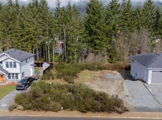 145 Edgewood Dr, Lake Cowichan, BC V0R