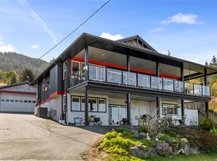 426 Davis Rd, Ladysmith, BC