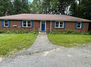 82 Durham Rd #82B, Freeport, ME 04032