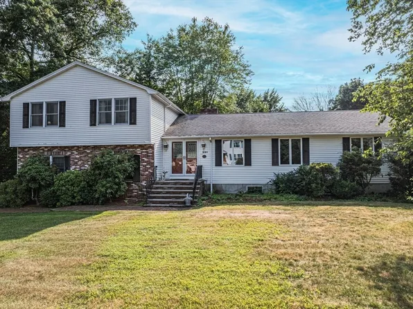 29 R Clark St, Wilmington, MA 01887