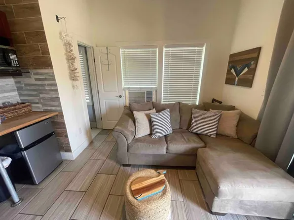 2015 24th St, Galveston, TX