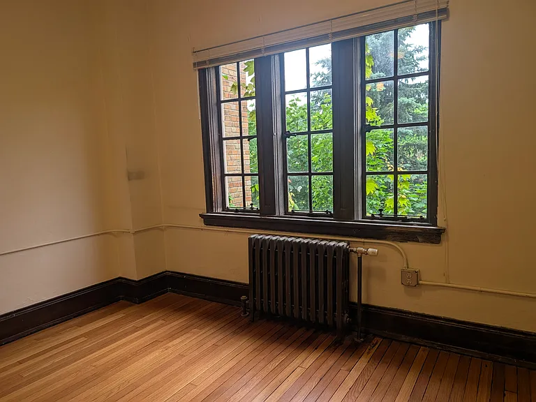 The Residences at Linwood Manor — Photo 14